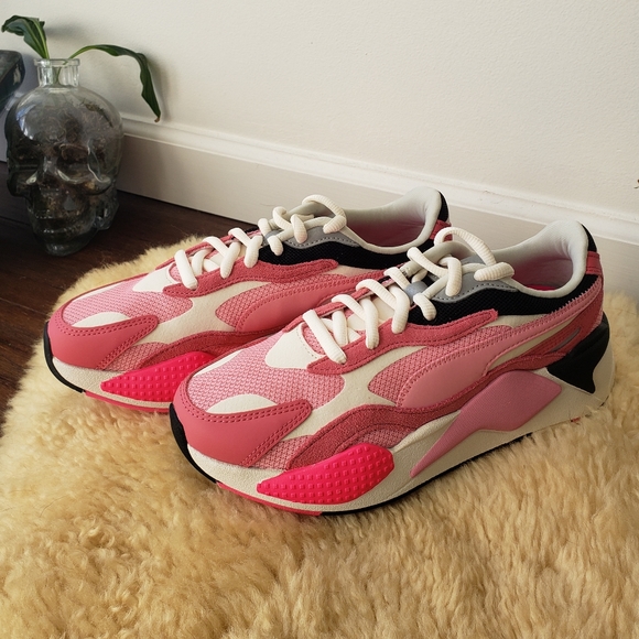 RS-X3 Puzzle Sneaker in Rapture Rose/Peony/Whisper - Picture 2 of 6